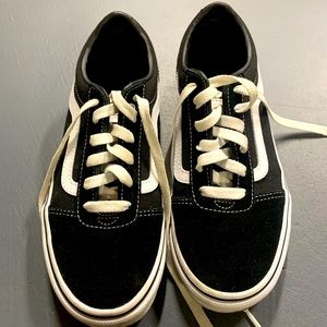Kids vans GUC